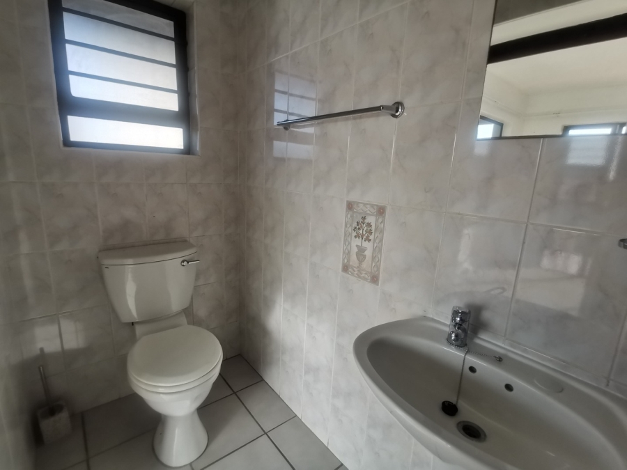 To Let 3 Bedroom Property for Rent in Blue Bend Eastern Cape